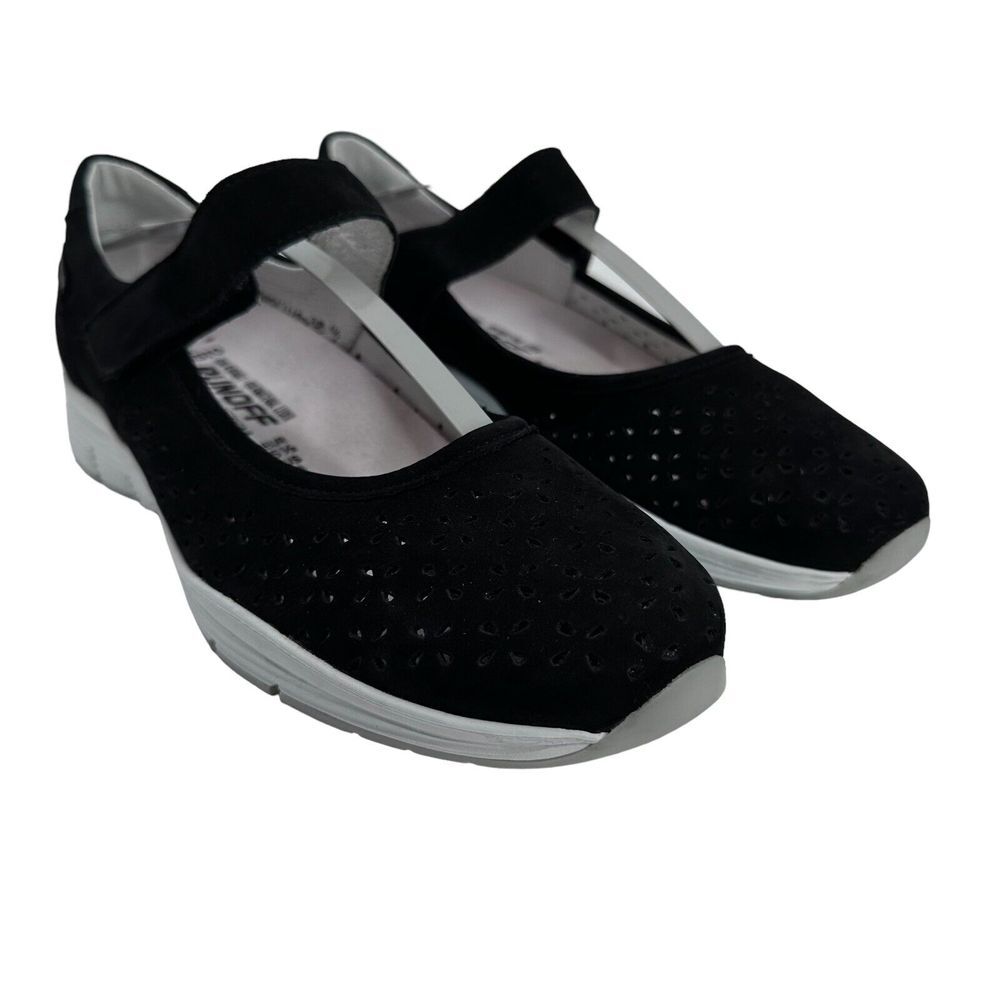 Mephisto Women's Yelina Perf Mary Jane Black Size 8